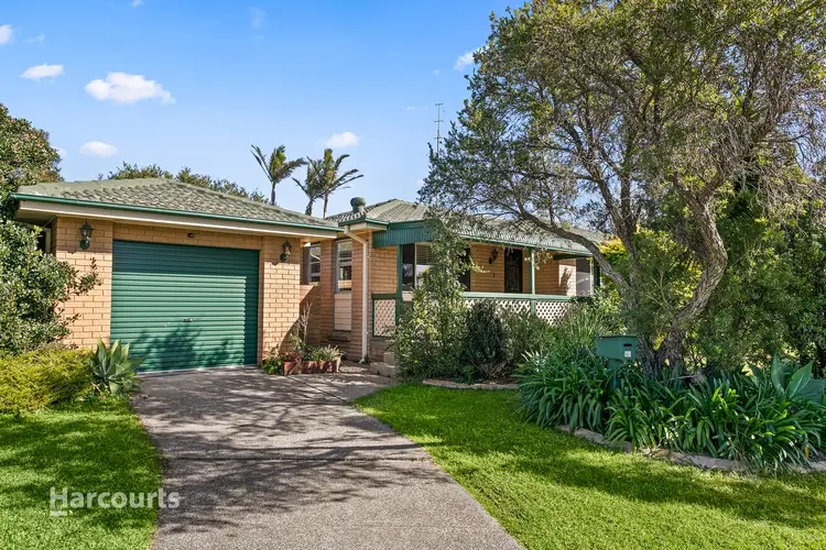 2 Acacia Avenue, Albion Park Rail NSW 2527