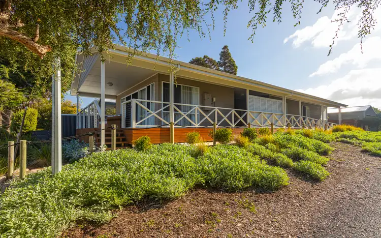 19 Giles Street, Encounter Bay SA 5211
