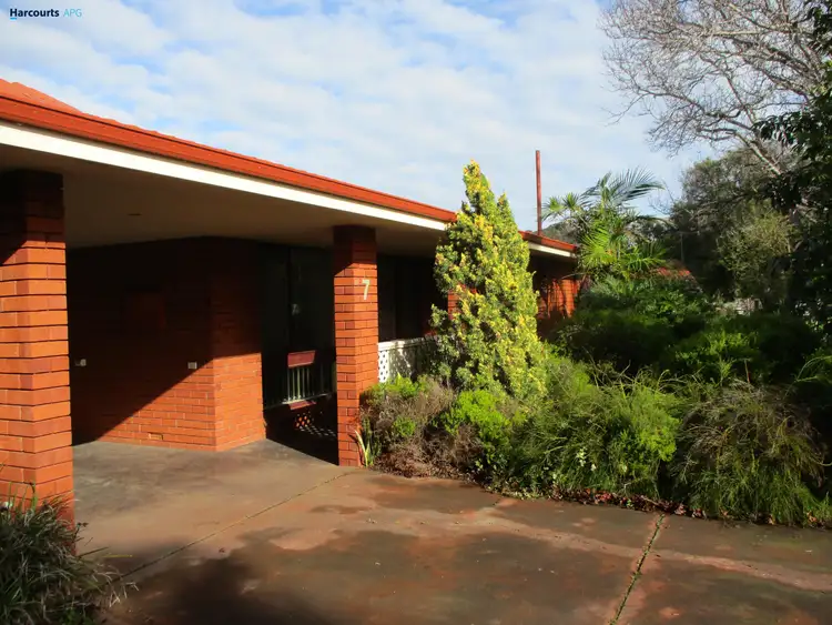 Second view of Homely house listing, 7 Dunbarton Way, Withers WA 6230
