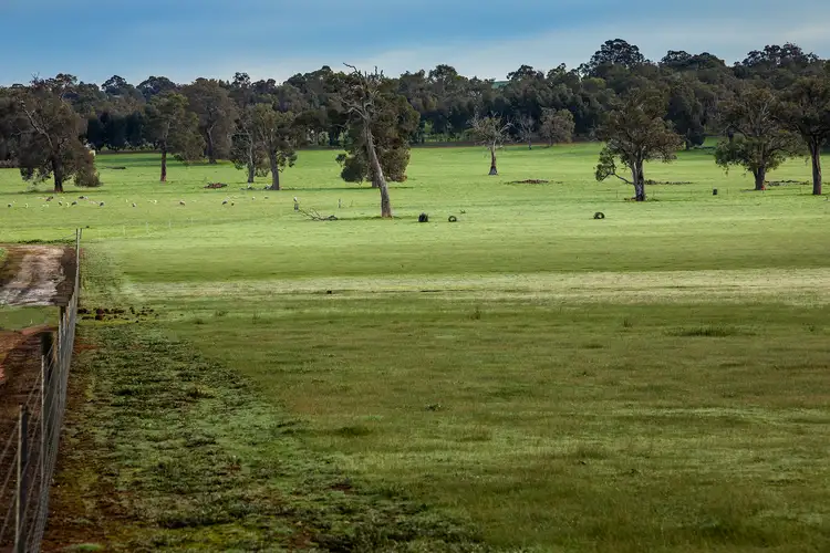 53 Zebu Road, Lower Chittering WA 6084