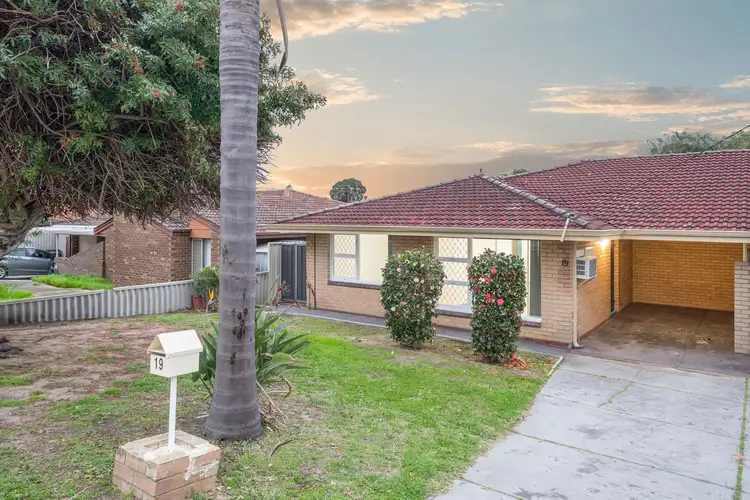 19 Williamson Road, Kardinya WA 6163