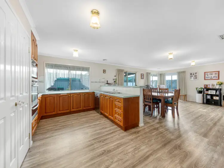 Fifth view of Homely house listing, 76 Williams Road, Wangaratta VIC 3677