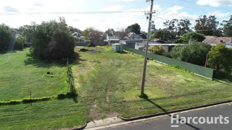 10 Barrack Street, Goroke VIC 3412