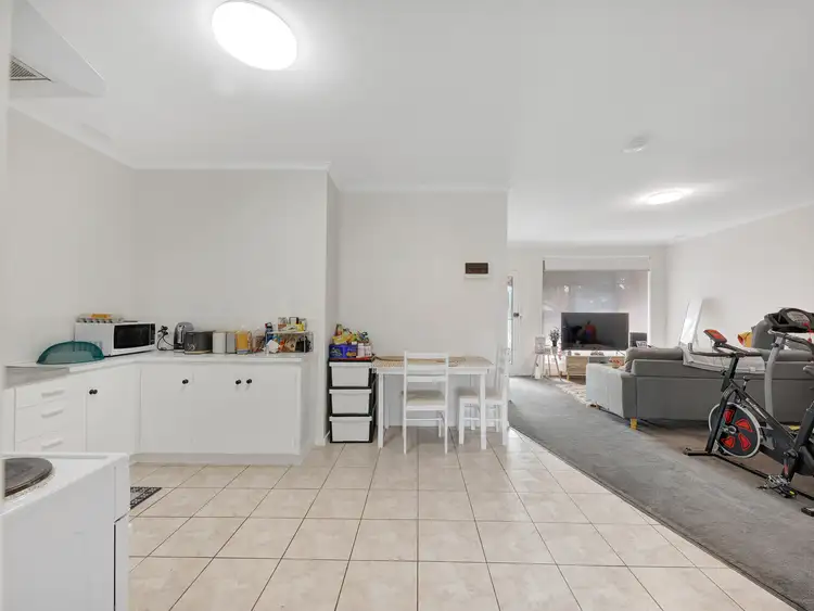 Second view of Homely house listing, 2/12-16 Green Street, Wangaratta VIC 3677