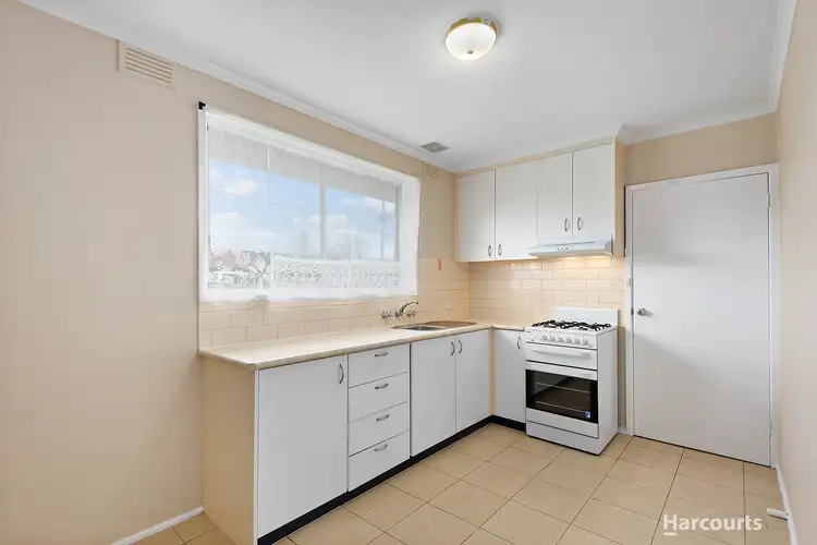 6/30-32 Nicole Avenue, Dandenong North VIC 3175