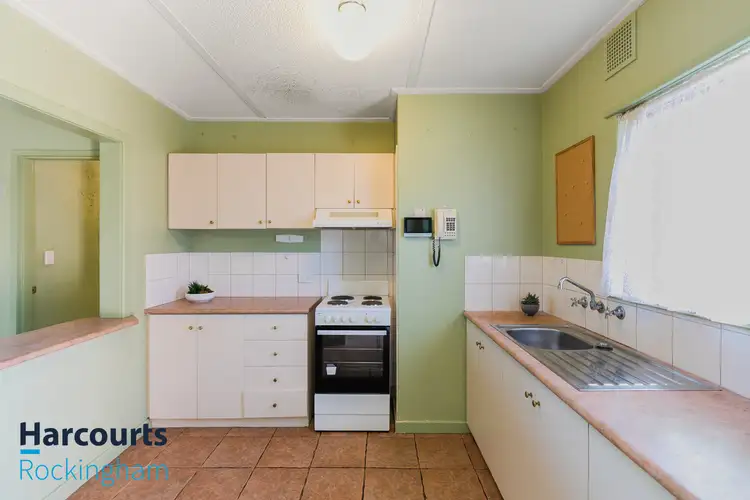 Third view of Homely house listing, 18/4 Canham Way, Orelia WA 6167