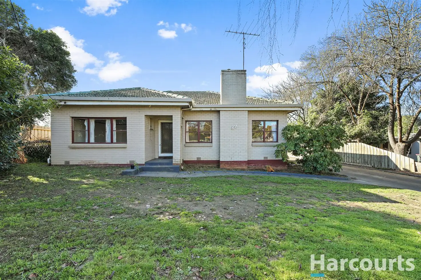 Main view of Homely house listing, 205 Princes Way, Drouin VIC 3818