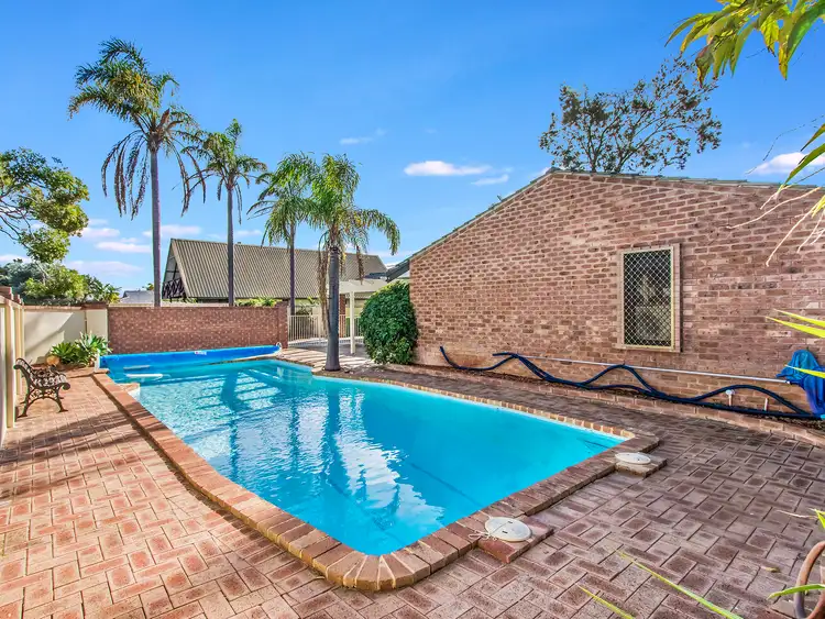 23 Kingston Way, Safety Bay WA 6169