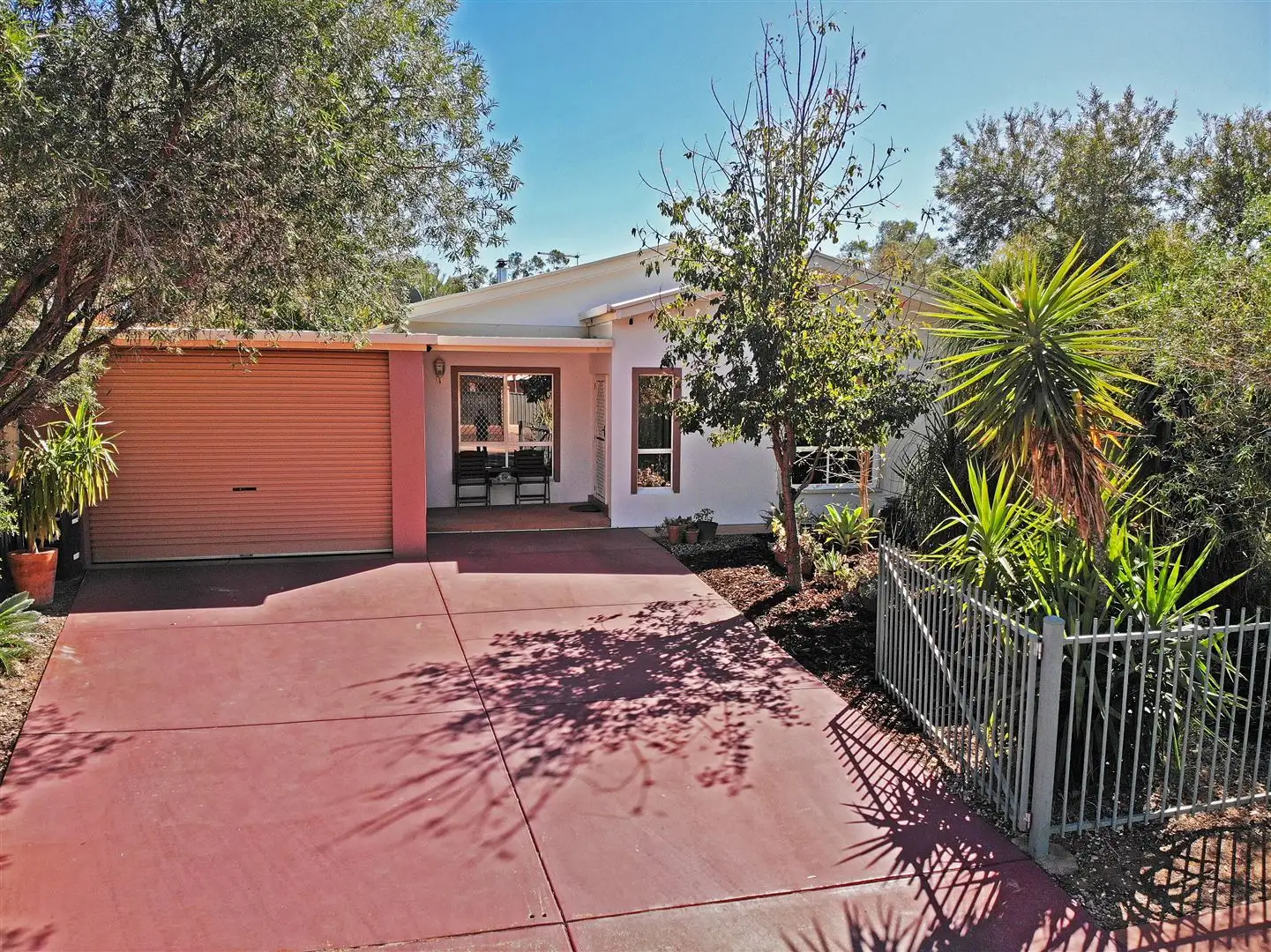 Main view of Homely semi-detached listing, 2/5 Mills Street, East Side NT 870