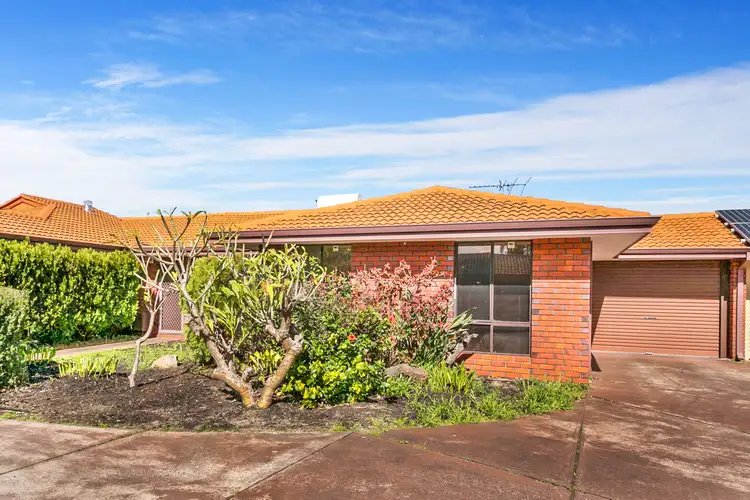 2/52 Endeavour Avenue, Bull Creek WA 6149