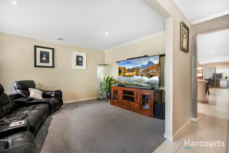 Sixth view of Homely house listing, 16 Rivendale Crescent, Drouin VIC 3818