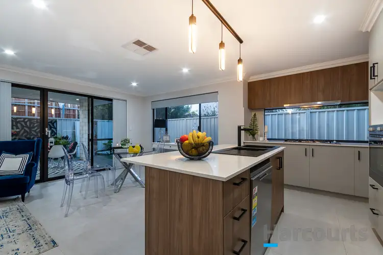 1 Corsair Court, Heathridge WA 6027