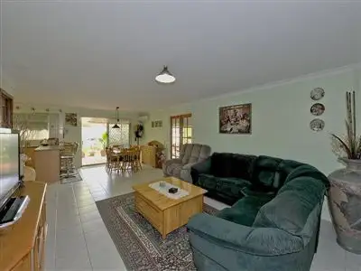 Seventh view of Homely house listing, 11 Latiano Green, Secret Harbour WA