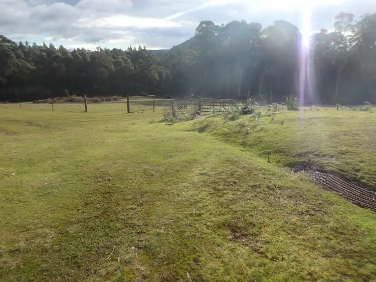 465 Flowery Gully Road, Flowery Gully TAS 7270