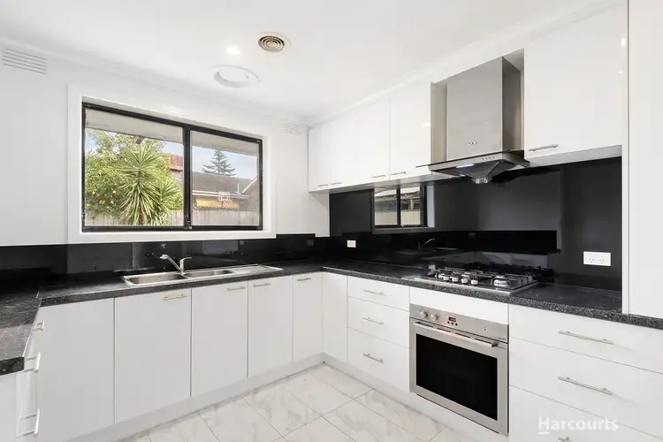 2/8 Coleman Court, Dandenong North VIC 3175