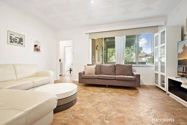 3 Tooronga Street