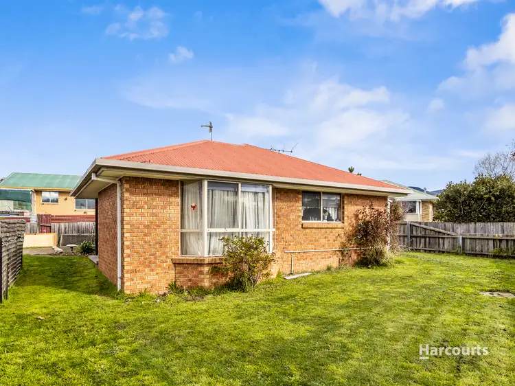 2/15 Laguna Place, Derwent Park TAS 7009