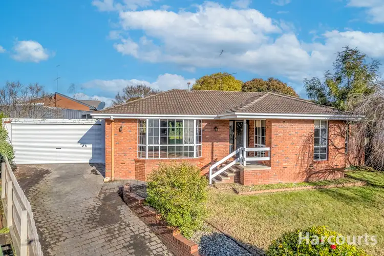 7 Merton Court, Newborough VIC 3825
