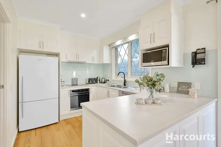 Fifth view of Homely house listing, 9 Carlinga Drive, Vermont VIC 3133