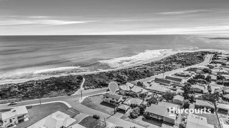1/2 Flight Street, Falcon WA 6210