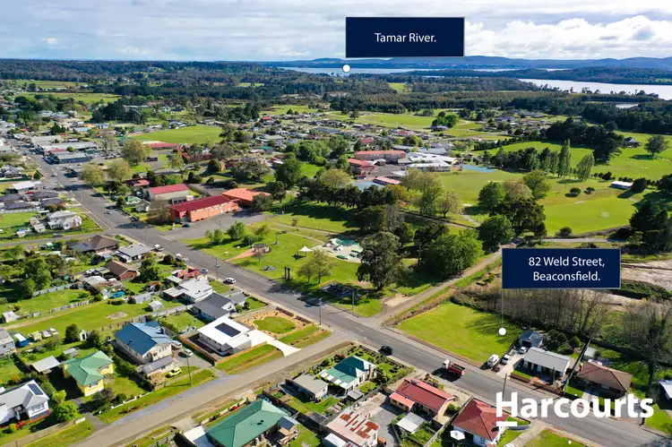 82 Weld Street, Beaconsfield TAS 7270