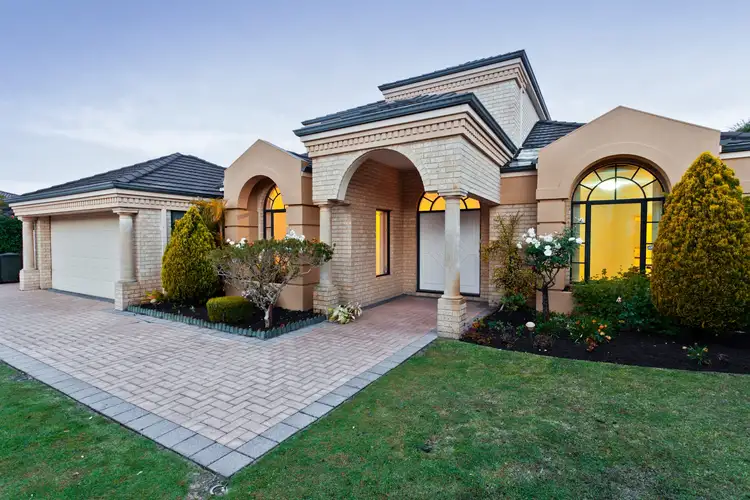 57 Ten Seldam Circle, Winthrop WA 6150