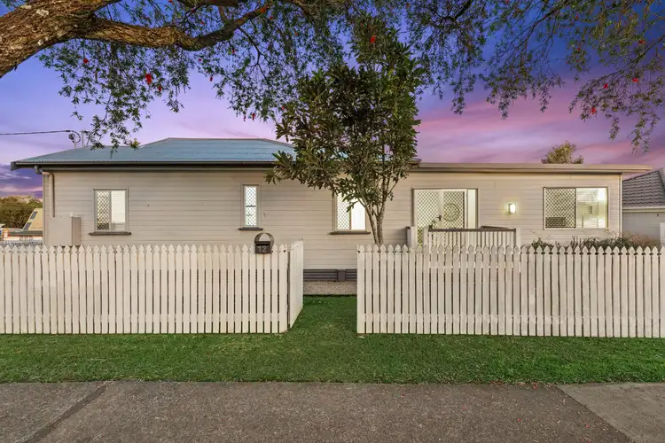 12 Patterson Street, Petrie QLD 4502