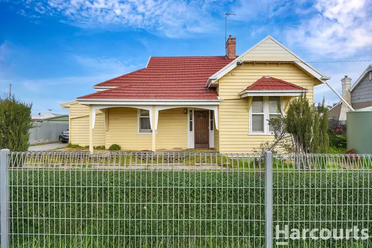 14 Railway Ave, Horsham VIC 3400