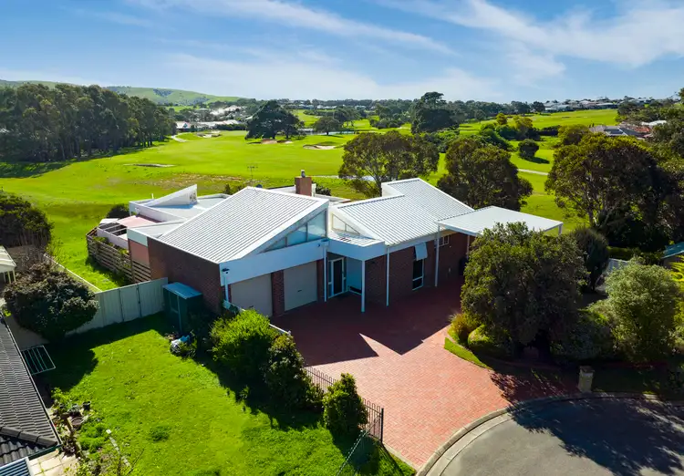 3 Goshawk Court, Mccracken SA 5211