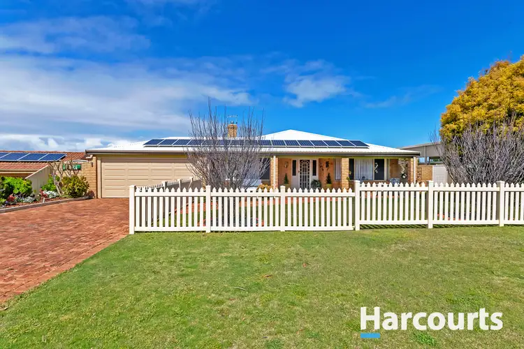 10 Westhaven Drive, Woodvale WA 6026