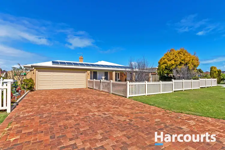 Second view of Homely house listing, 10 Westhaven Drive, Woodvale WA 6026