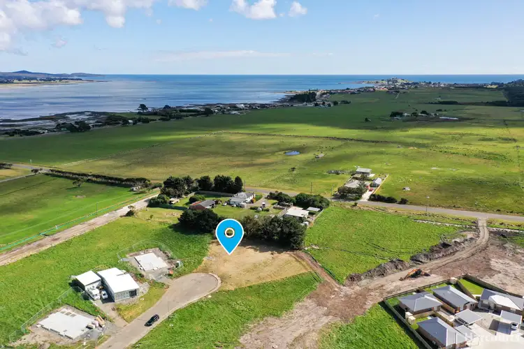 9 Green Court, George Town TAS 7253