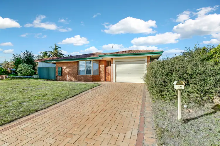 12 Speargrass Close