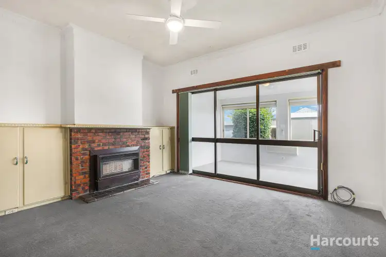Fifth view of Homely house listing, 3 Hearn Street, Drouin VIC 3818