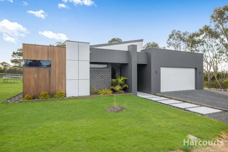 3/3 Lindenell Drive, Drouin VIC 3818