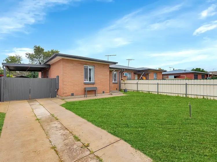 34 Small Crescent, Smithfield Plains SA 5114