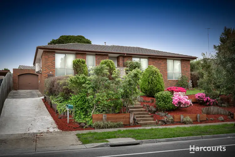 Second view of Homely house listing, 33 Ravenhill Crescent, Endeavour Hills VIC 3802