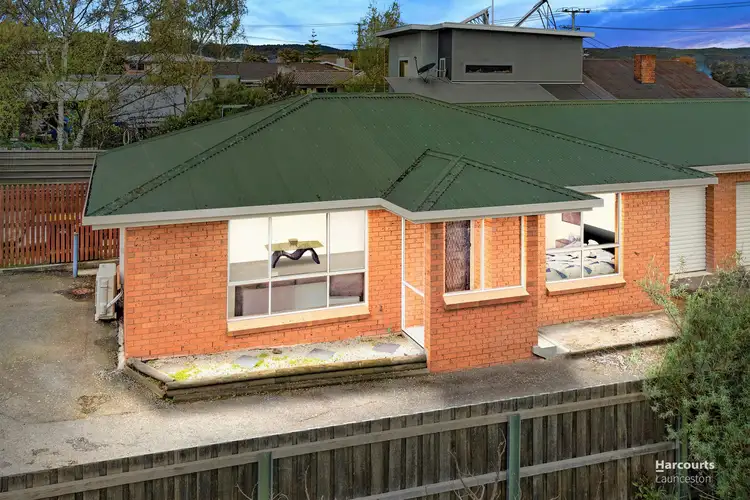 2/21 Walkers Avenue, Newnham TAS 7248