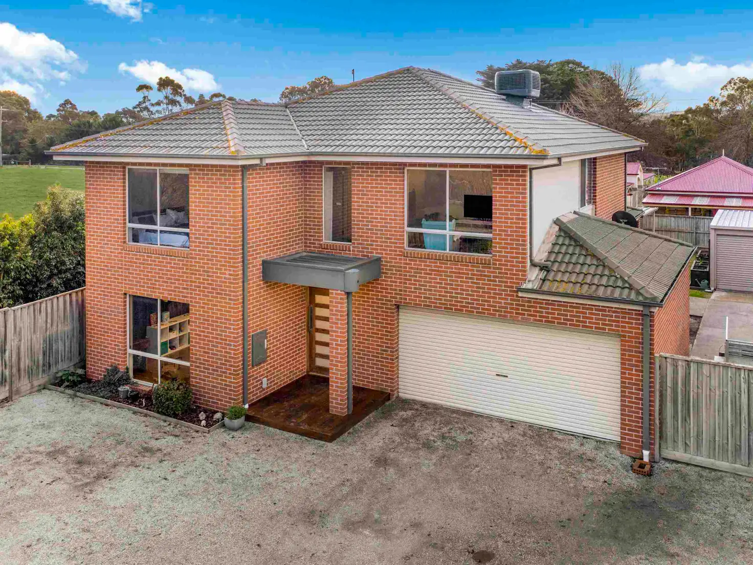Main view of Homely house listing, 15 Royanne Close, Bunyip VIC 3815