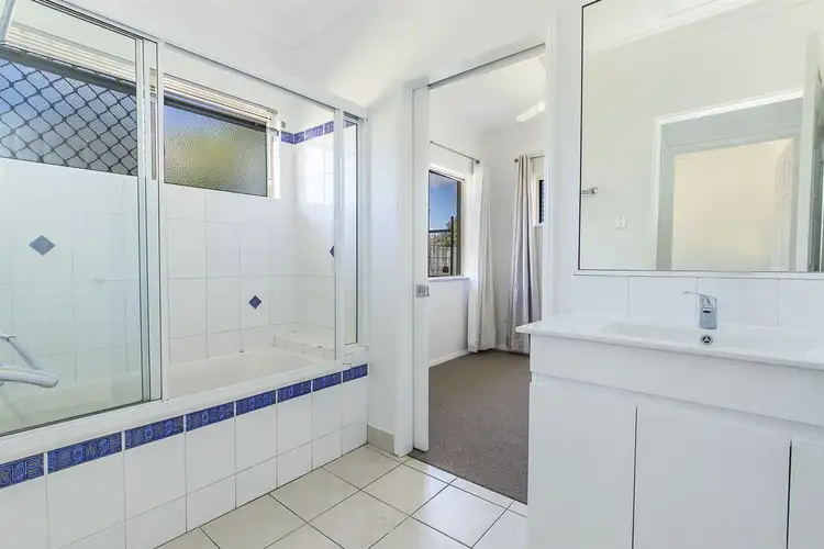 Fifth view of Homely house listing, 3 Cardno Court, Kelso QLD 4815