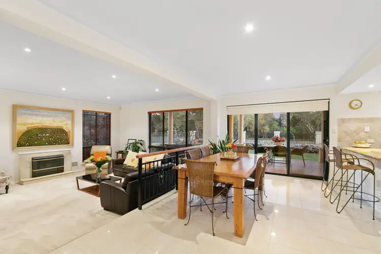 Sixth view of Homely house listing, 2 Glasnevin Court, Waterford WA 6152