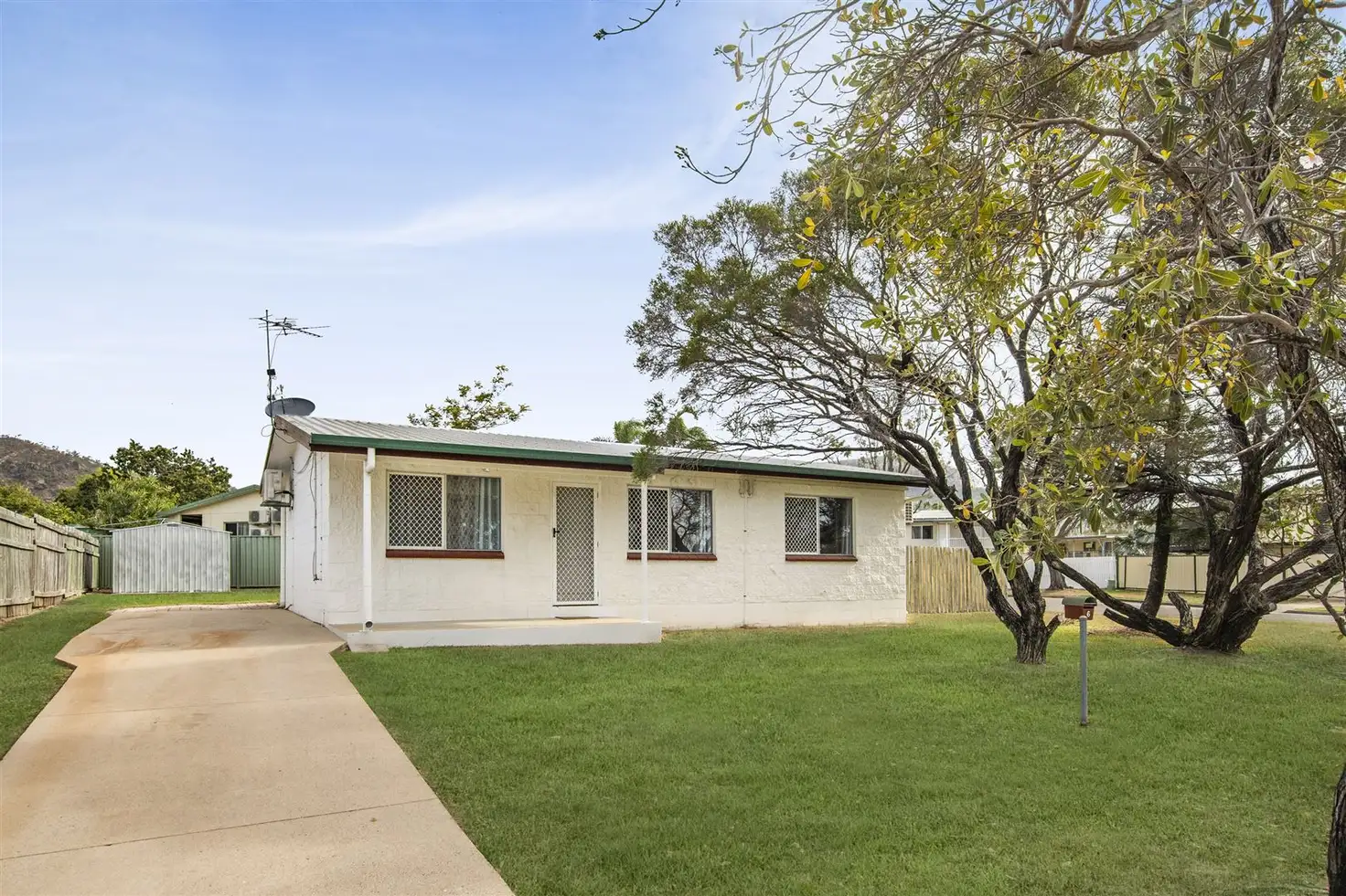 Main view of Homely house listing, 6 Robbins Court, Wulguru QLD 4811