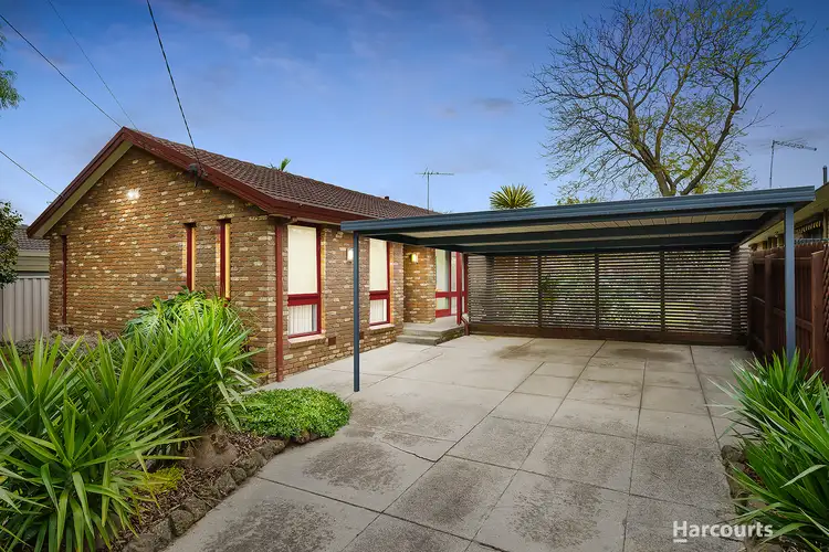 3 Leonard Close, Clarinda VIC 3169