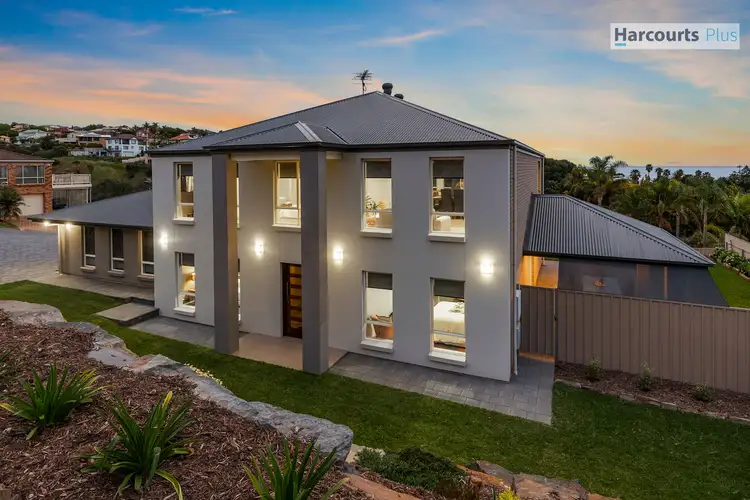 6 Egret Court