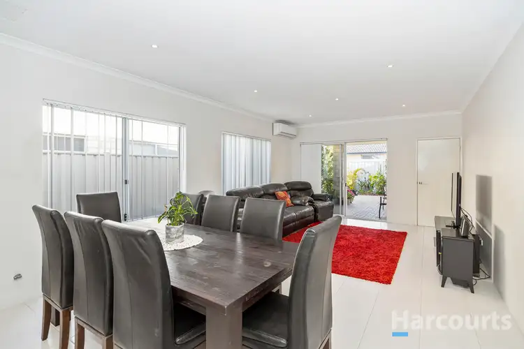 Fifth view of Homely house listing, 32 Barro Bend, Yanchep WA 6035
