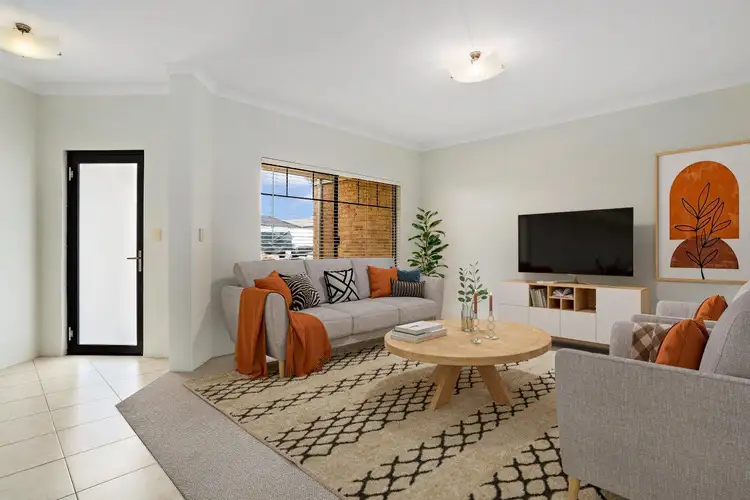 Fifth view of Homely house listing, 17 Splendens Turn, Halls Head WA 6210