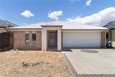 10 Gairdner Blvd, Andrews Farm SA