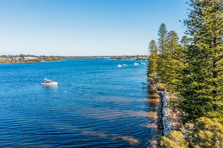 Fifth view of Homely apartment listing, 2/9 The Esplanade, Mount Pleasant WA 6153