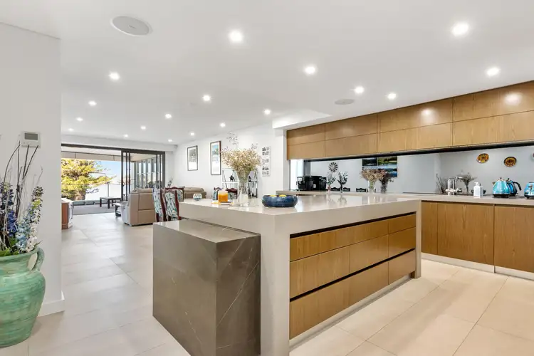 Seventh view of Homely apartment listing, 2/9 The Esplanade, Mount Pleasant WA 6153