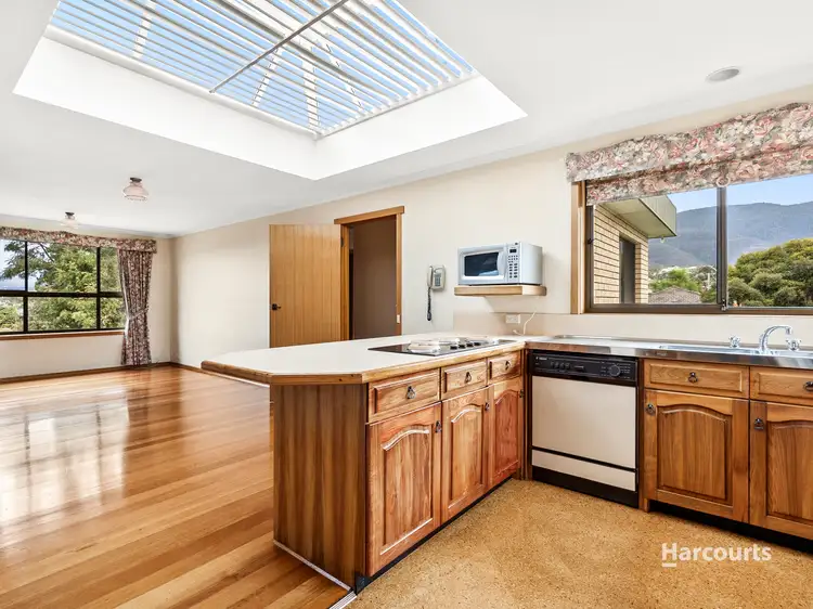 8 Cohen Court, Claremont TAS 7011